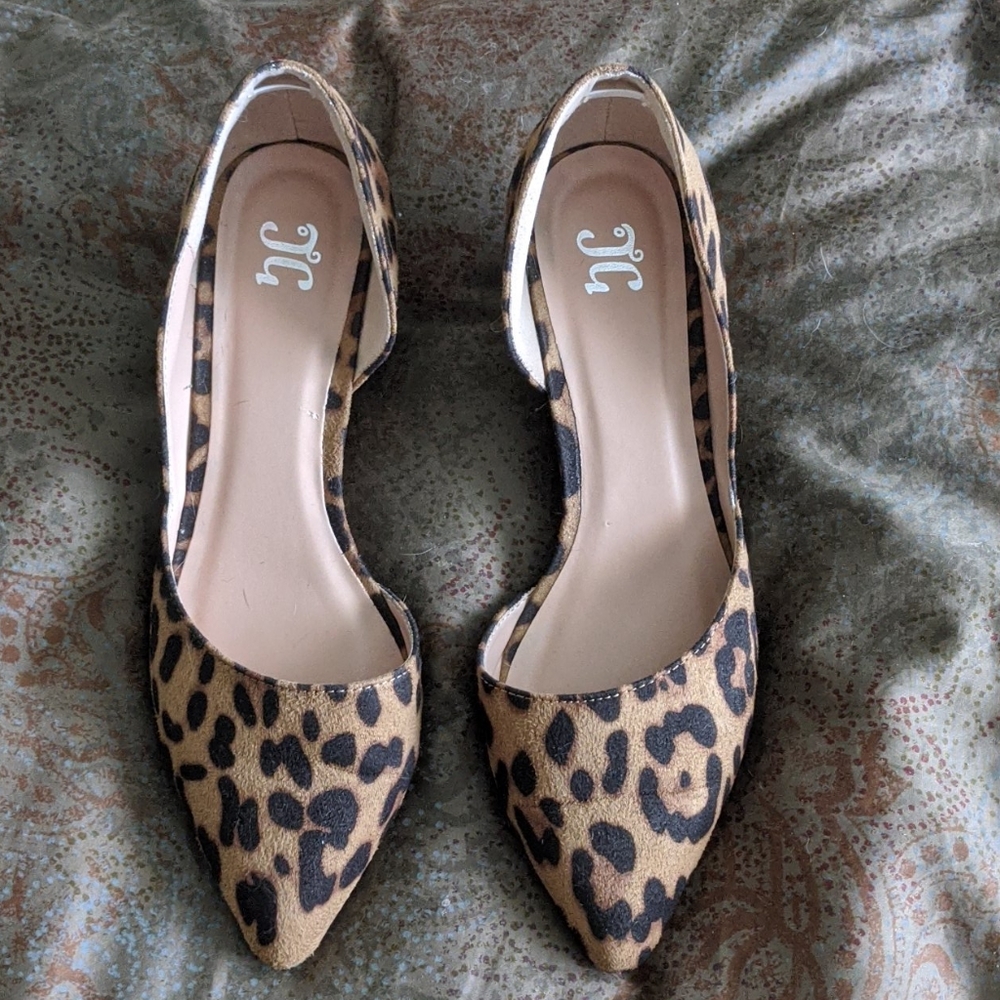 JG Leopard Wedge Shoes size 9